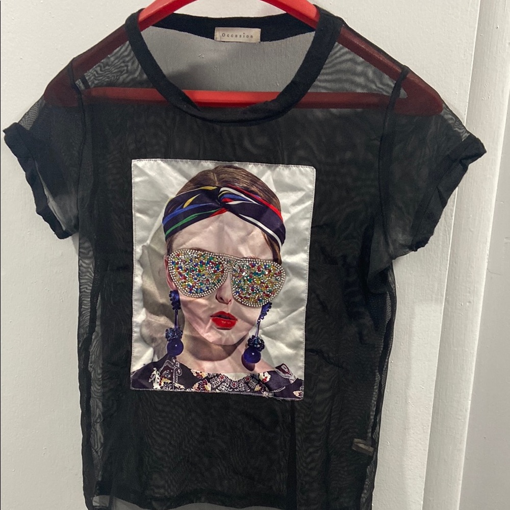 occasion black  short mesh tee shirt size small